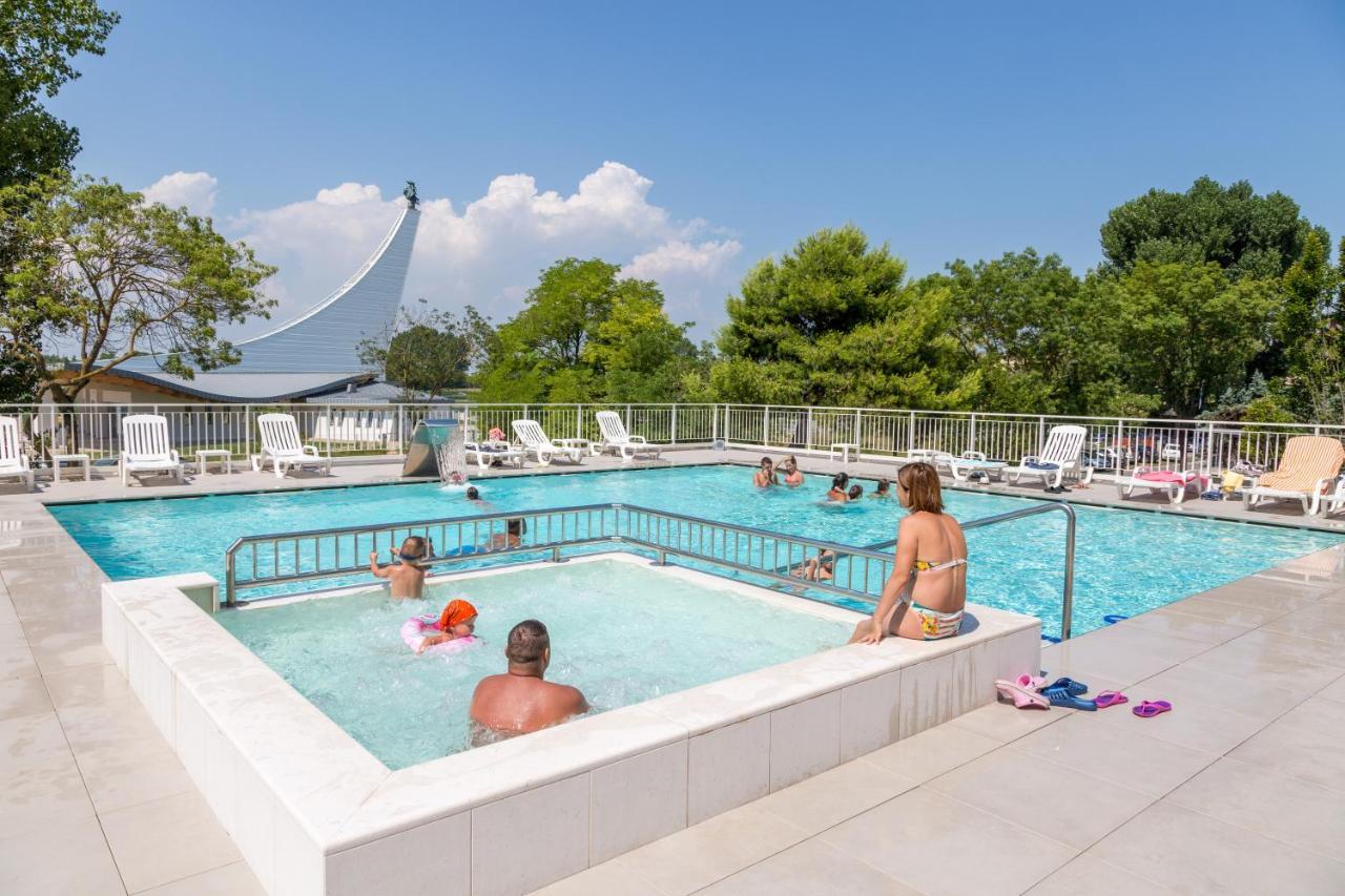 Hotel Alla Rotonda Lido di Jesolo Ngoại thất bức ảnh