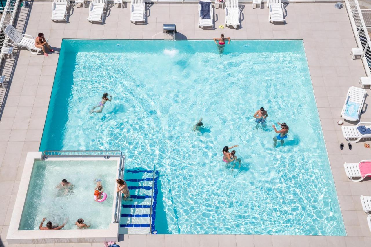 Hotel Alla Rotonda Lido di Jesolo Ngoại thất bức ảnh