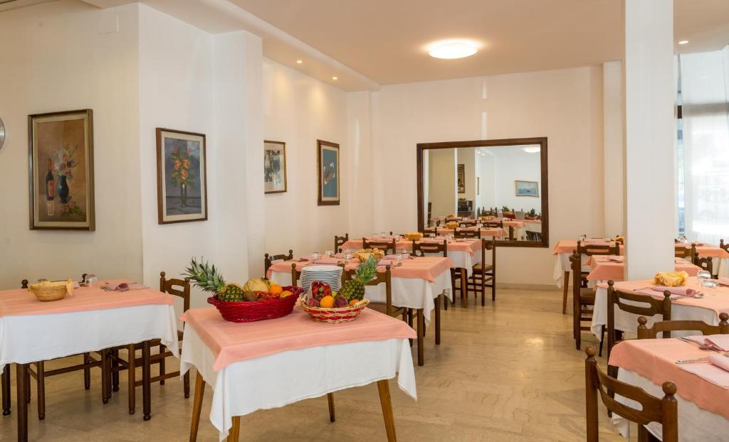Hotel Alla Rotonda Lido di Jesolo Ngoại thất bức ảnh