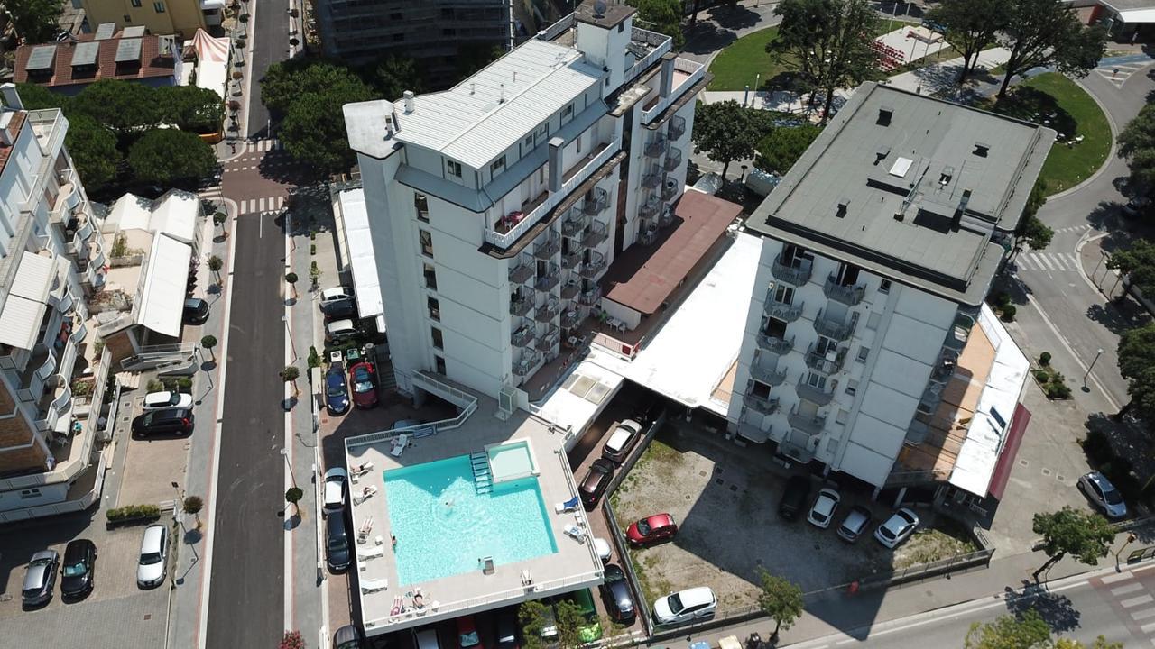 Hotel Alla Rotonda Lido di Jesolo Ngoại thất bức ảnh